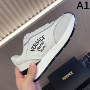 2026 大人でお上品 VERSACE ヴェルサーチェ レディース用 スニーカー 商品画像 1