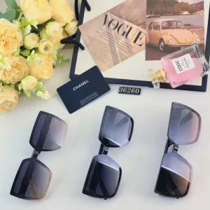 CHANEL シャネル 2026 サングラス 引き続き注目のスタイル 商品画像 1