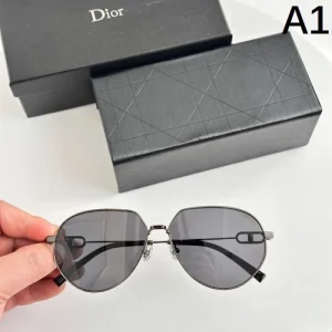 DIOR ディオール 2026 サングラス リラックスした雰囲気に 商品画像 1