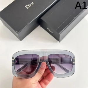 DIOR ディオール 2026 サングラス 今夏のお気に入りスタイル 商品画像 1