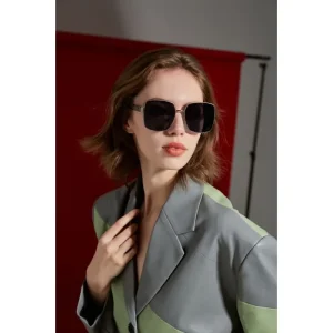 FENDI フェンデイ 2026 サングラス おしゃれ上級者を目指す 商品画像 1