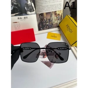 FENDI フェンデイ 2026 サングラス 人気沸騰中!おしゃれ新品 商品画像 1