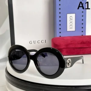 GUCCI グッチ 2026 サングラス 夏の定番スタイルをアップ 商品画像 1