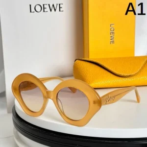 LOEWE ロエベ 2026 サングラス 最新先取りおしゃれなロゴ入り 商品画像 1