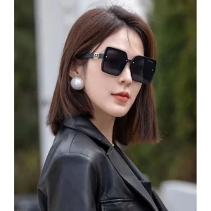 LOUIS VUITTON ルイヴィトン 2026 サングラス 圧倒的な高級感 商品画像 1