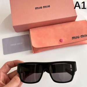 MIU MIU ミュウミュウ 2026 サングラス 春夏のトレンド 商品画像 1