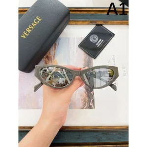 VERSACE ヴェルサーチェ 2026 サングラス 今季のベスト新作 商品画像 1