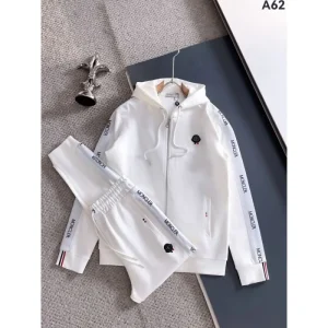 2025FW 上下セット MONCLER モンクレール 快適さ長持ちの高性能セット 商品画像 1