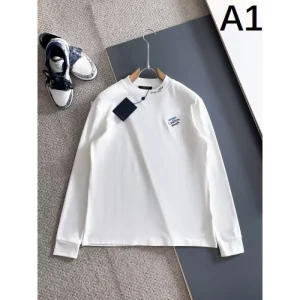 2025FW 長袖Tシャツ LOUIS VUITTON ルイヴィトン 今季完売必至の注目作 商品画像 1