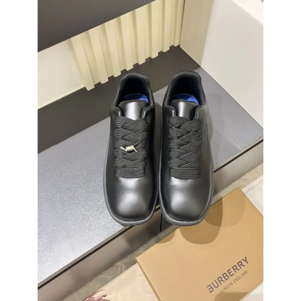 BURBERRY バーバリー 2025SS 呼び声が高い新名品 メンズ用 カジュアルシューズ 商品画像 3