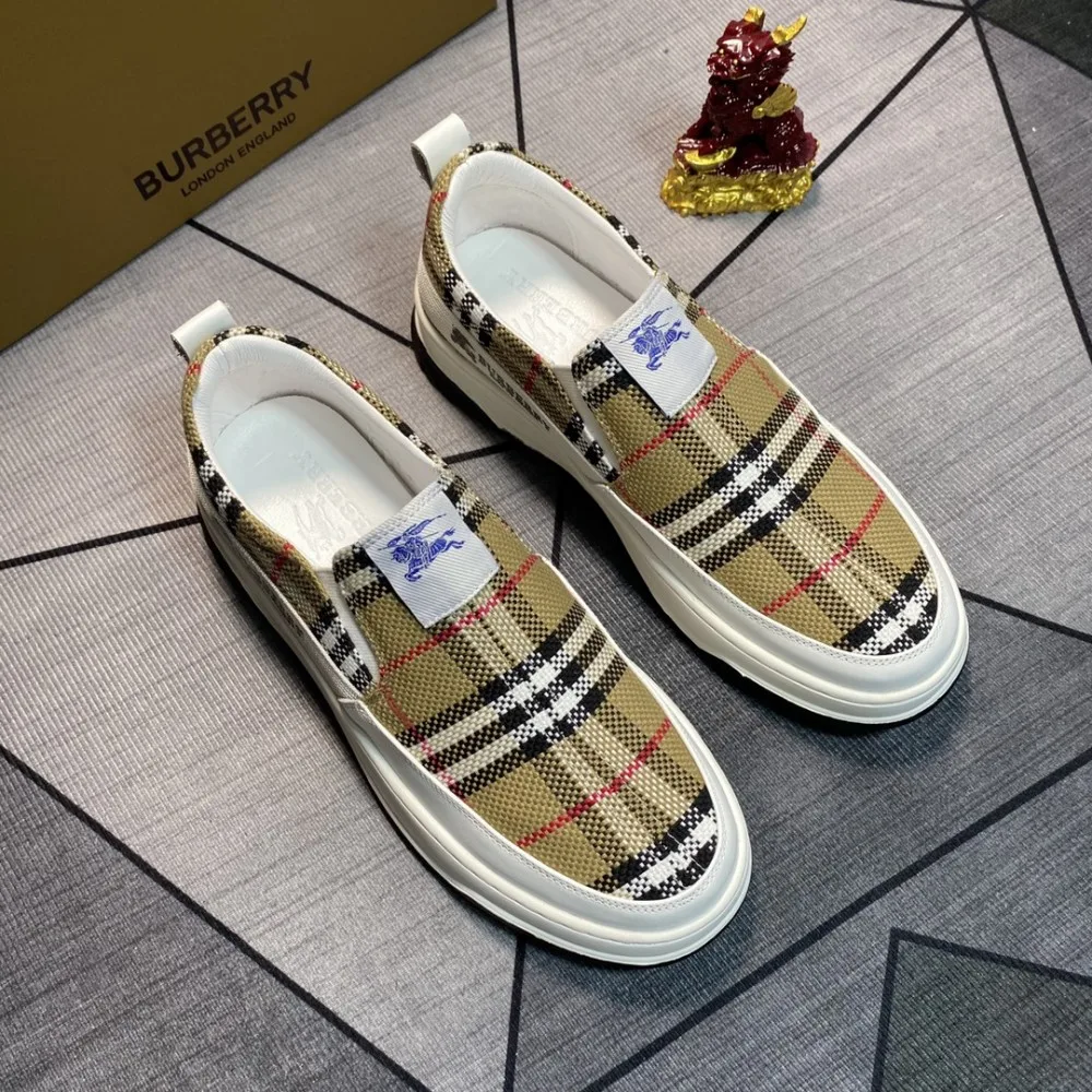 2025SS カジュアルシューズ BURBERRY バーバリー 夏のいいのアイテム 商品画像 5