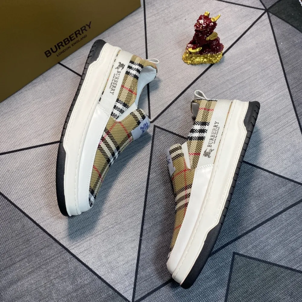 2025SS カジュアルシューズ BURBERRY バーバリー 夏のいいのアイテム 商品画像 7