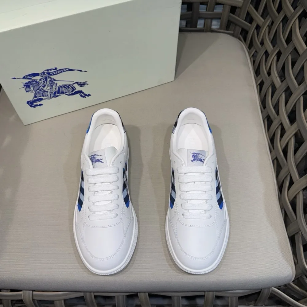 2025SS カジュアルシューズ BURBERRY バーバリー 夏の大人カジュアル 商品画像 1