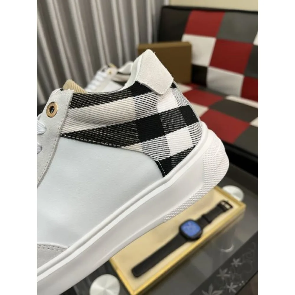 2025FW メンズ カジュアルシューズ BURBERRY バーバリー 流行に左右されない永遠の定番デザイン 商品画像 7