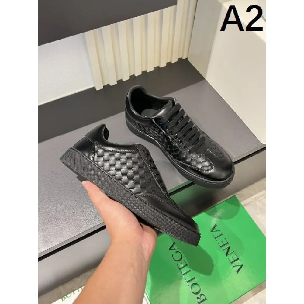 BOTTEGA VENETA ボッテガヴェネタ 2025SS 売切必至 メンズ用 カジュアルシューズ 商品画像 2