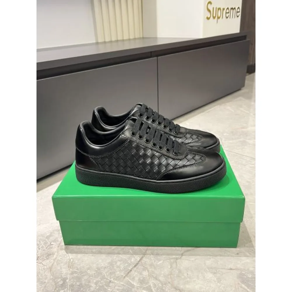 BOTTEGA VENETA ボッテガヴェネタ 2025SS 売切必至 メンズ用 カジュアルシューズ 商品画像 5