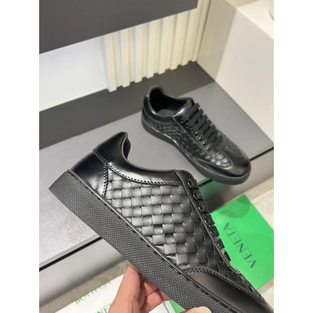 BOTTEGA VENETA ボッテガヴェネタ 2025SS 売切必至 メンズ用 カジュアルシューズ 商品画像 7