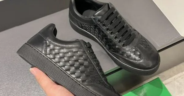 BOTTEGA VENETA ボッテガヴェネタ 2025SS 売切必至 メンズ用 カジュアルシューズ 商品画像 11