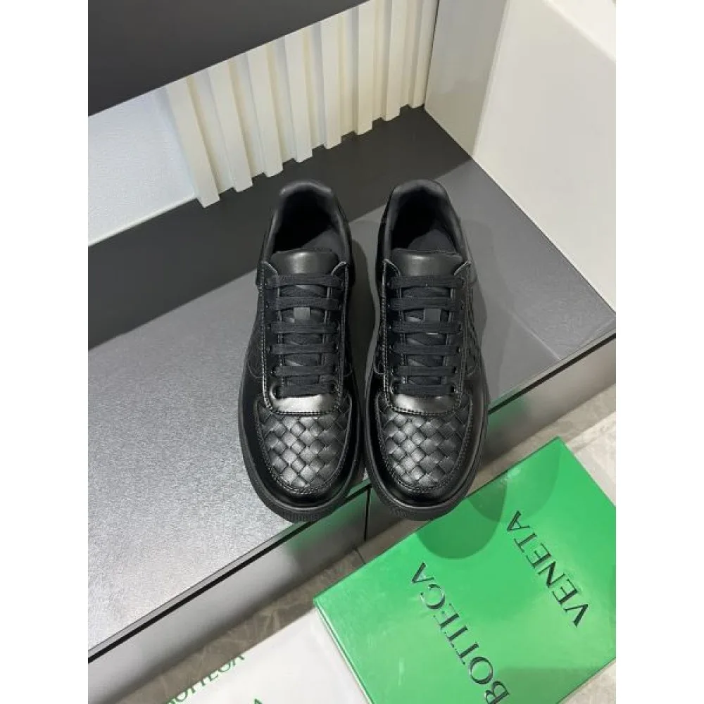 BOTTEGA VENETA ボッテガヴェネタ 2025SS 注文殺到 メンズ用 カジュアルシューズ 商品画像 3