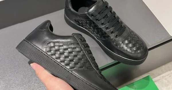 BOTTEGA VENETA ボッテガヴェネタ 2025SS 注文殺到 メンズ用 カジュアルシューズ 商品画像 11