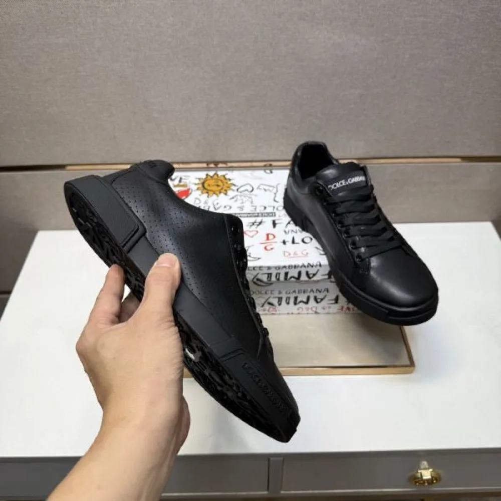 2025秋冬新作 DOLCE&GABBANA ドルチェ&ガッバーナ メンズ カジュアルシューズ 洗練デザインで話題 商品画像 2