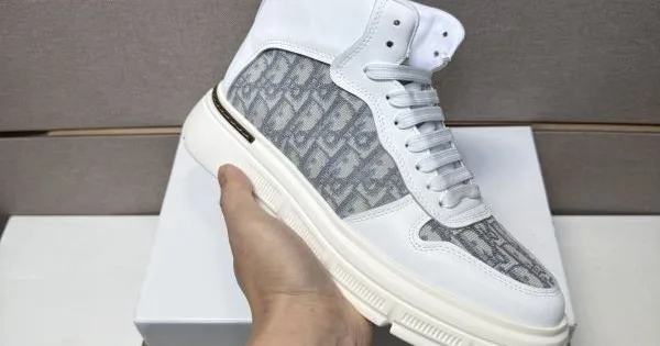 2025FW メンズ カジュアルシューズ DIOR ディオール 毎シーズン大活躍する定番アイテム 商品画像 11