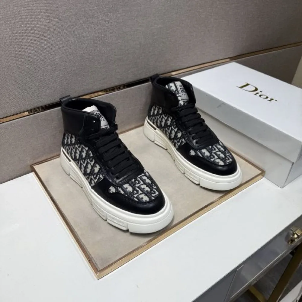 2025FW メンズ カジュアルシューズ DIOR ディオール 優しげで高級感あふれる人気色 商品画像 3