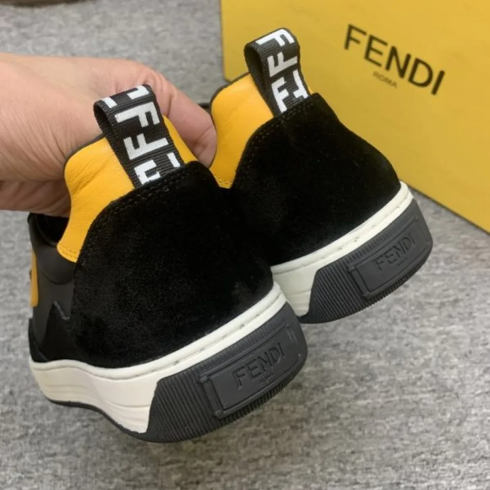 FENDI フェンデイ 2025SS 累積売上総額第1位 メンズ用 カジュアルシューズ 商品画像 8