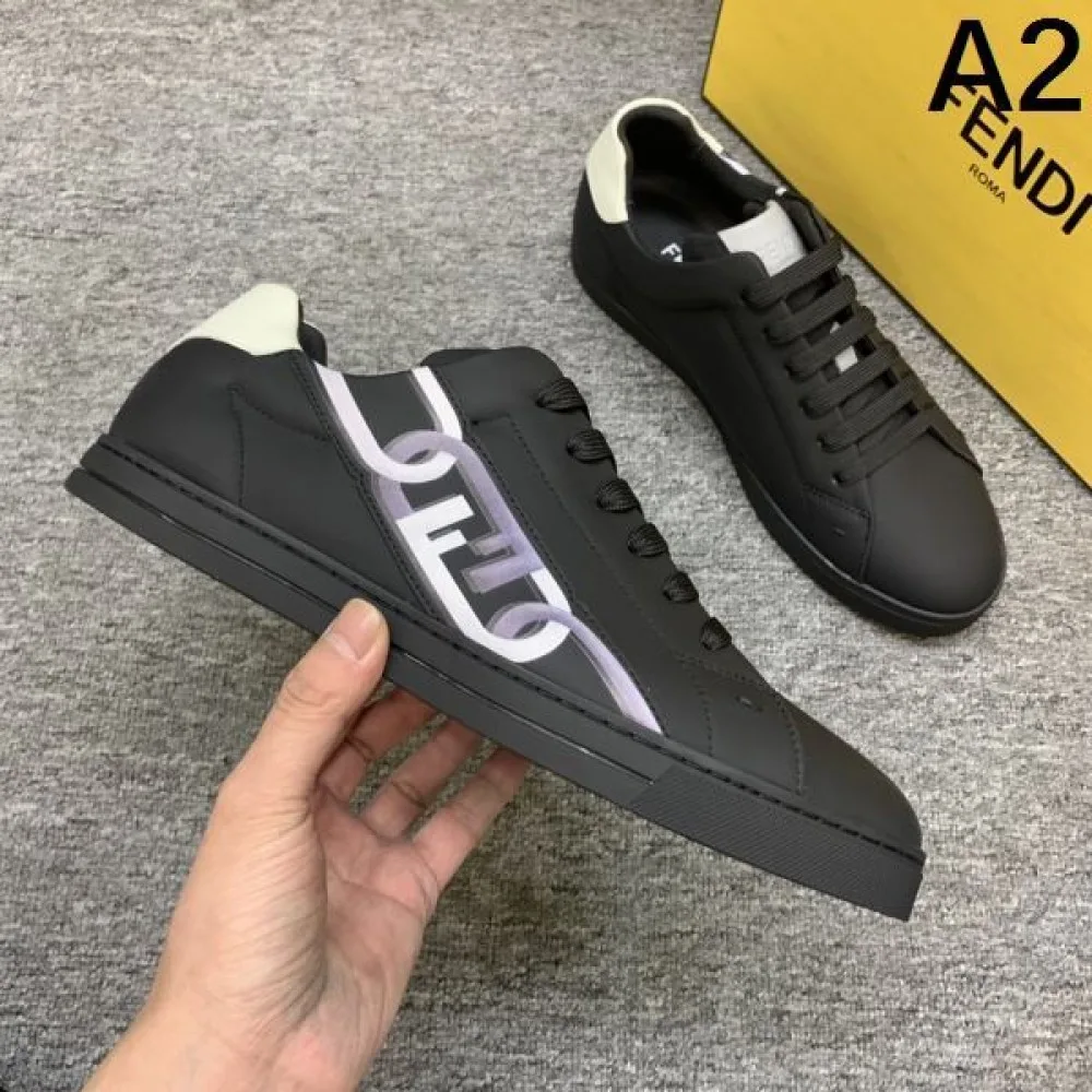 FENDI フェンデイ 2025SS 新作愛用セレブ多数 メンズ用 カジュアルシューズ 商品画像 2