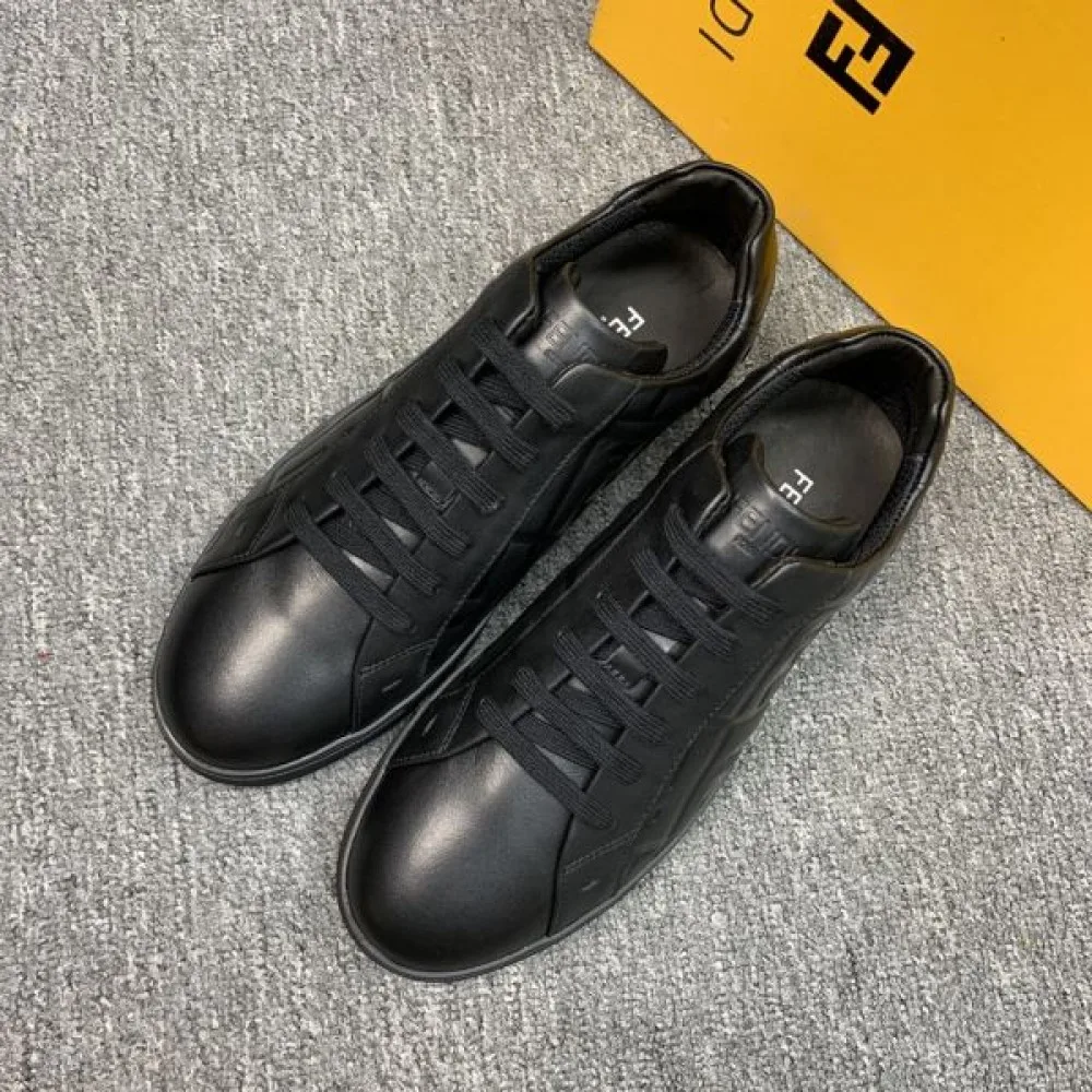 FENDI フェンデイ 2025SS 新作限定 早い者勝ち メンズ用 カジュアルシューズ 商品画像 4