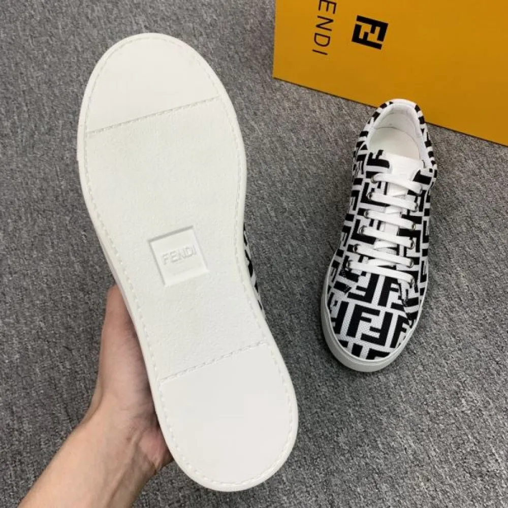 FENDI フェンデイ 2025SS 人気爆だんな売れ筋! メンズ用 カジュアルシューズ 商品画像 9