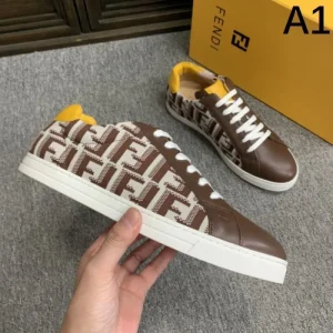 FENDI フェンデイ 2025SS 着まわし抜群カラー メンズ用 カジュアルシューズ 商品画像 1