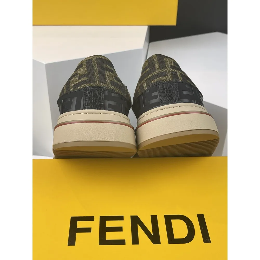 2025SS カジュアルシューズ FENDI フェンデイ 今なら在庫あります 商品画像 8