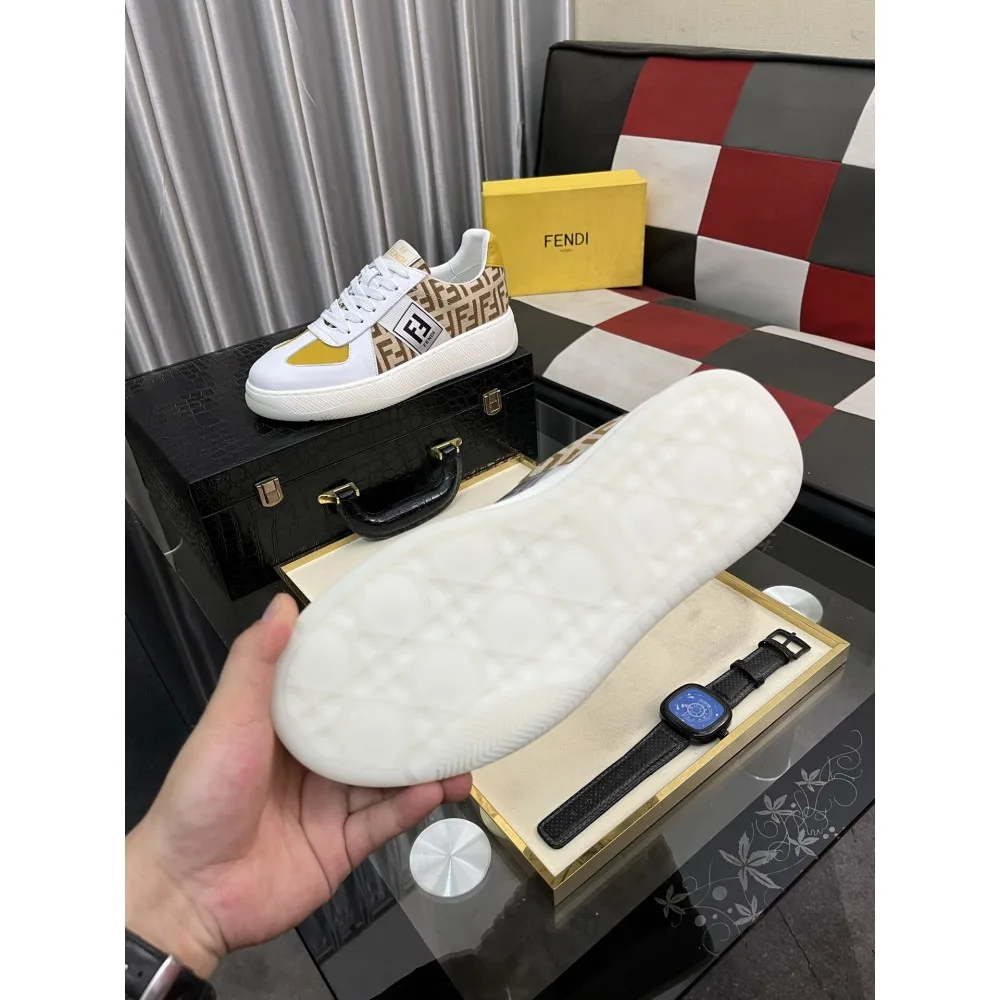 2025SS カジュアルシューズ FENDI フェンデイ 目が離せない夏季新作 商品画像 9