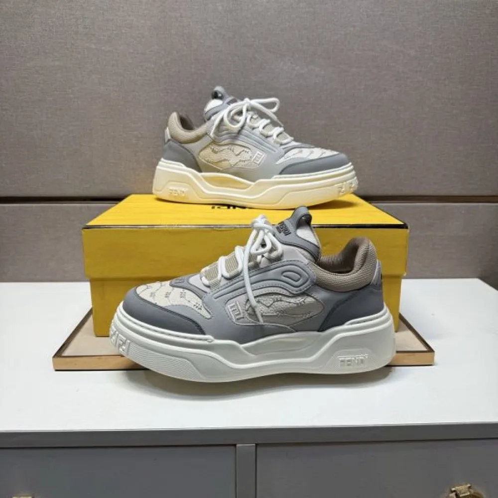 2025秋冬新作 FENDI フェンディ メンズ カジュアルシューズ 限定プリントが魅力 商品画像 5