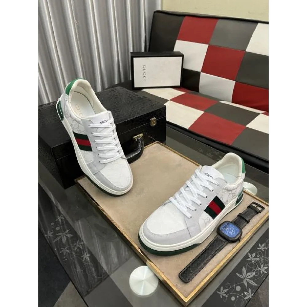 GUCCI グッチ 2025SS カジュアルめなコーデ メンズ用 カジュアルシューズ 商品画像 4