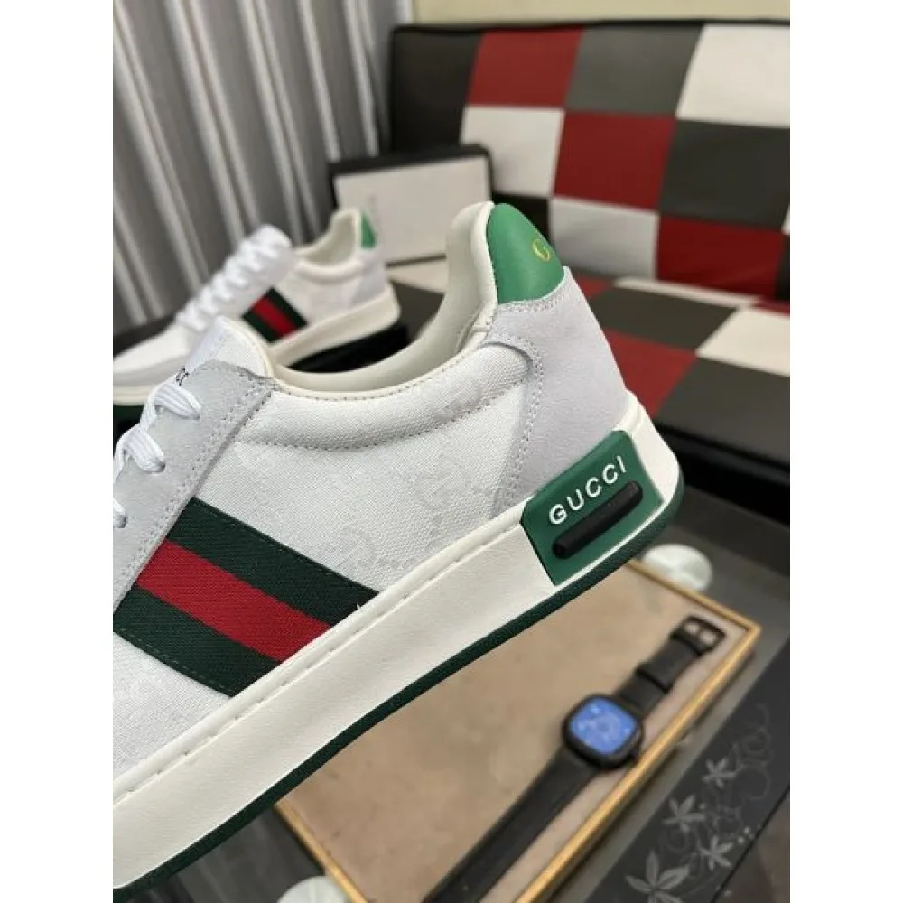 GUCCI グッチ 2025SS カジュアルめなコーデ メンズ用 カジュアルシューズ 商品画像 7