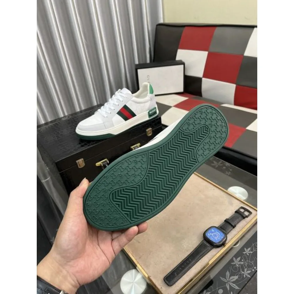 GUCCI グッチ 2025SS カジュアルめなコーデ メンズ用 カジュアルシューズ 商品画像 9