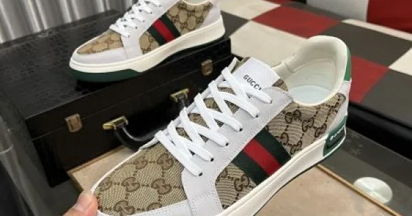GUCCI グッチ 2025SS カジュアルめなコーデ メンズ用 カジュアルシューズ 商品画像 11