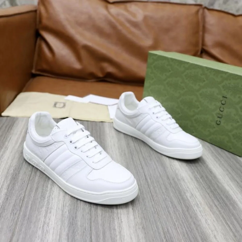 GUCCI グッチ 2025SS 人気の高さがうかがえ メンズ用 カジュアルシューズ 商品画像 6