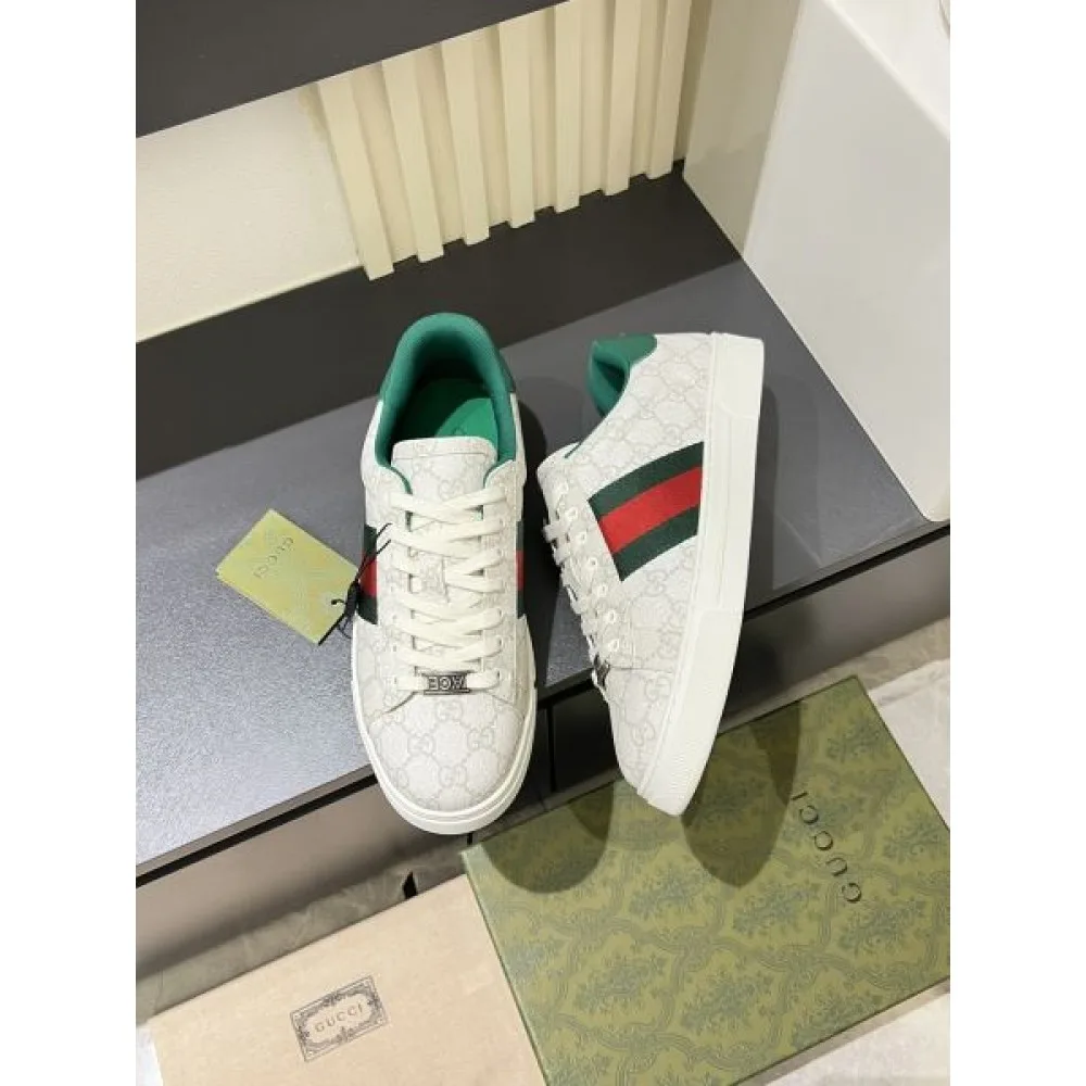 GUCCI グッチ 2025SS 根強い人気定番商品 メンズ用 カジュアルシューズ 商品画像 6