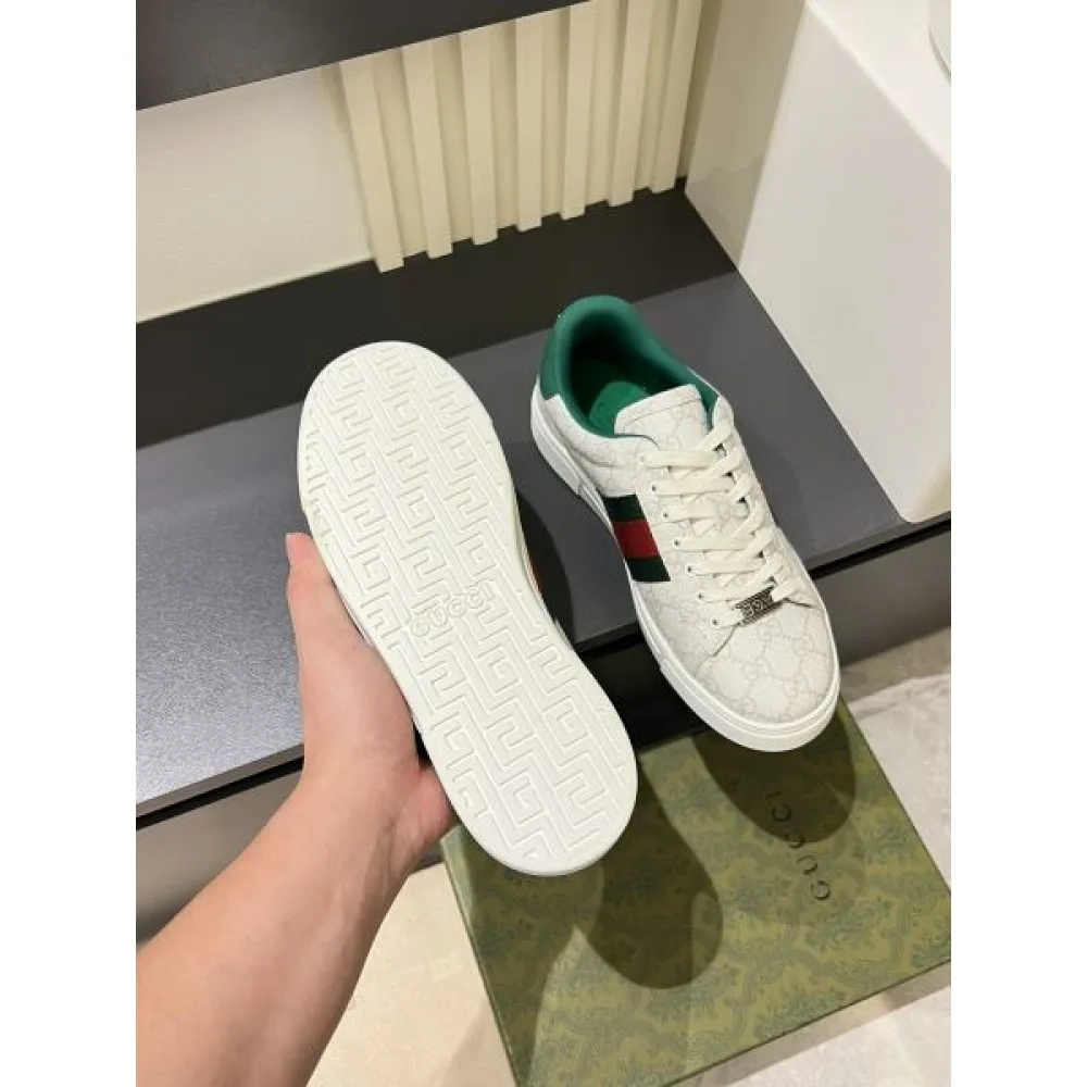 GUCCI グッチ 2025SS 根強い人気定番商品 メンズ用 カジュアルシューズ 商品画像 9