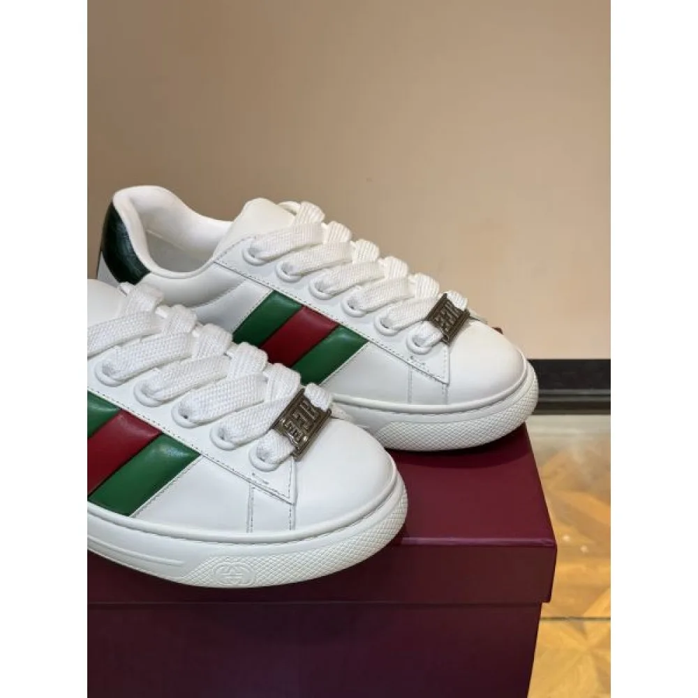 GUCCI グッチ 2025SS 存在感絶大スタイル メンズ用 カジュアルシューズ 商品画像 7