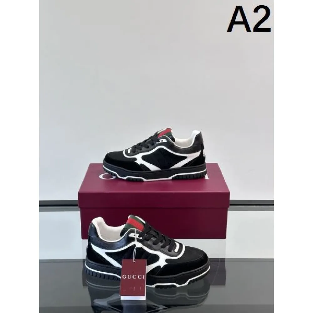 GUCCI グッチ 2025SS 超レアな入手困難品 メンズ用 カジュアルシューズ 商品画像 2