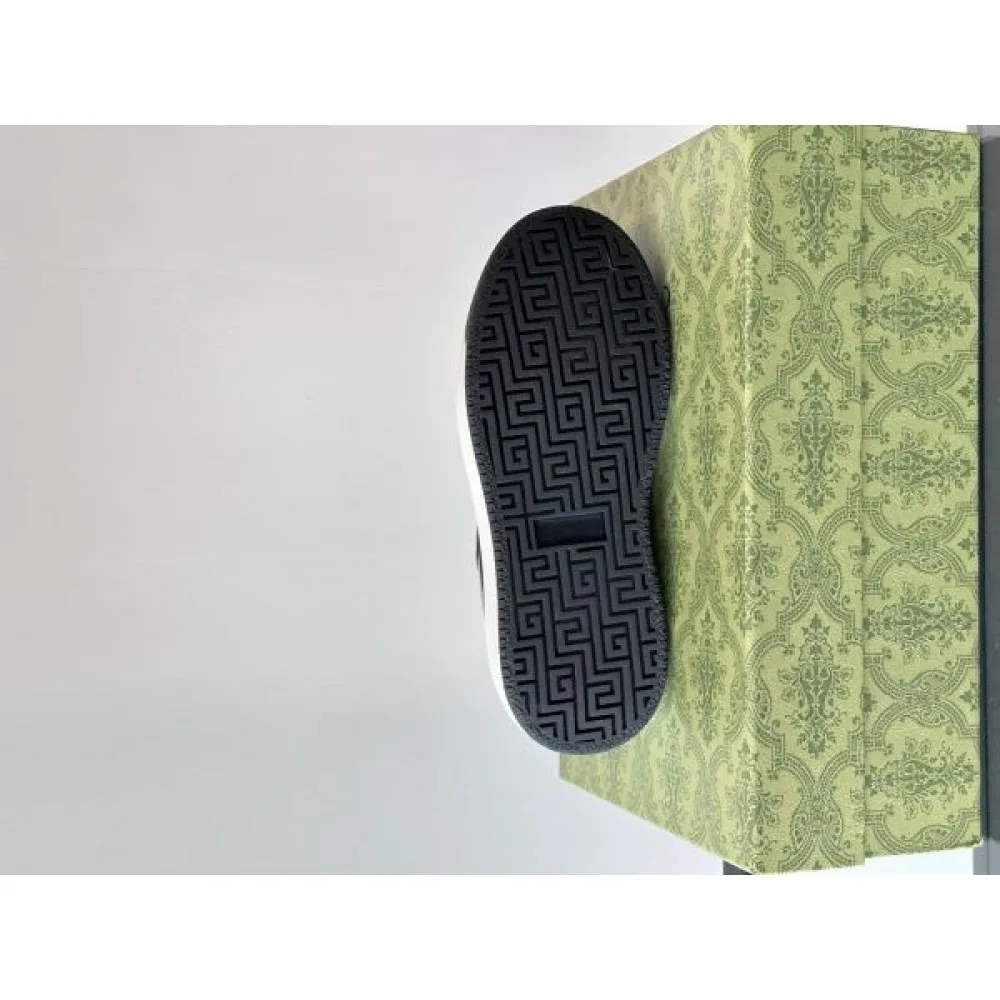 GUCCI グッチ 2025SS セールで嬉しい入荷 メンズ用 カジュアルシューズ 商品画像 9