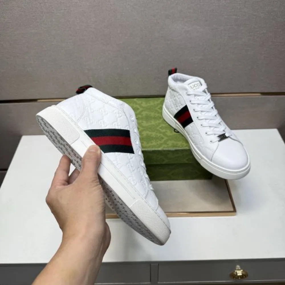 2025秋冬新作 GUCCI グッチ メンズ カジュアルシューズ 冬限定プレミアムコレクション 商品画像 7