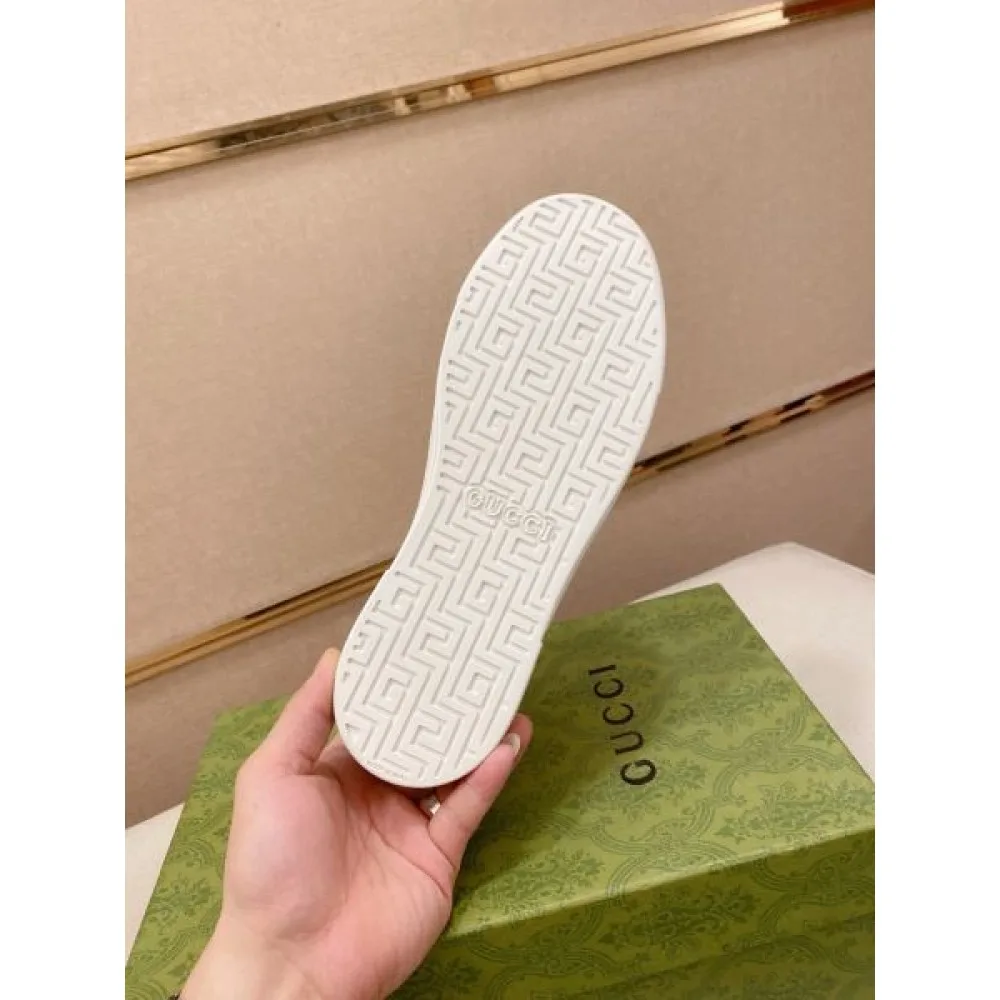 2025FW メンズ カジュアルシューズ GUCCI グッチ 冬季大人気!手に入れるなら今 商品画像 9