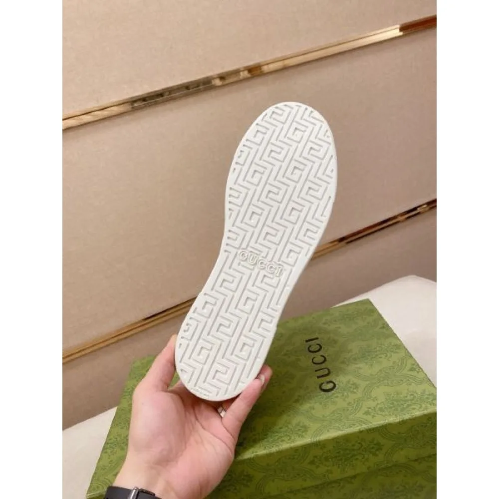 2025FW メンズ カジュアルシューズ GUCCI グッチ 累積売上総額第1位を誇る名品 商品画像 9