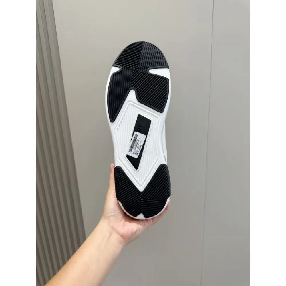 GIVENCHY ジバンシィ 2025SS 奇跡のセール特価! メンズ用 カジュアルシューズ 商品画像 9