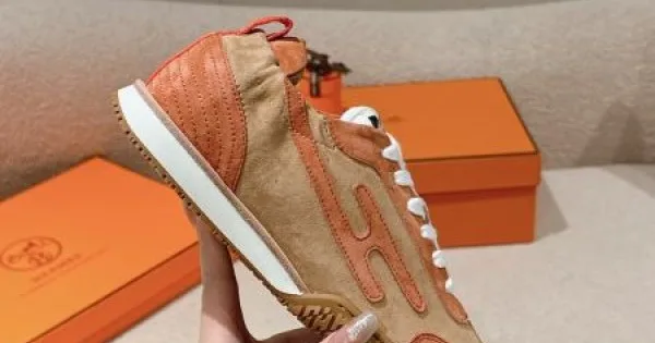 HERMES エルメス 2025SS シーン問わずに使える メンズ用 カジュアルシューズ 商品画像 12